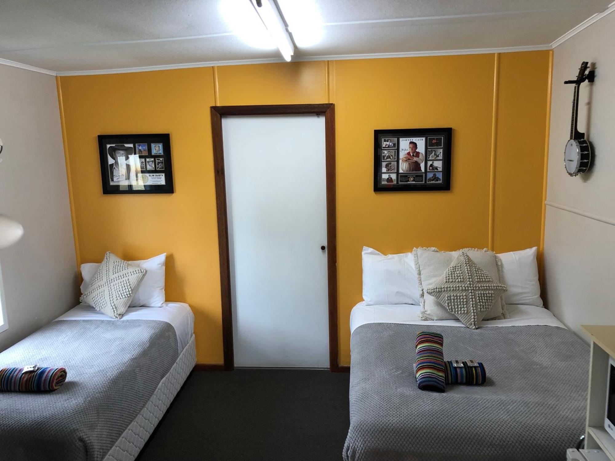 Acacia Motel Chinchilla Eksteriør billede