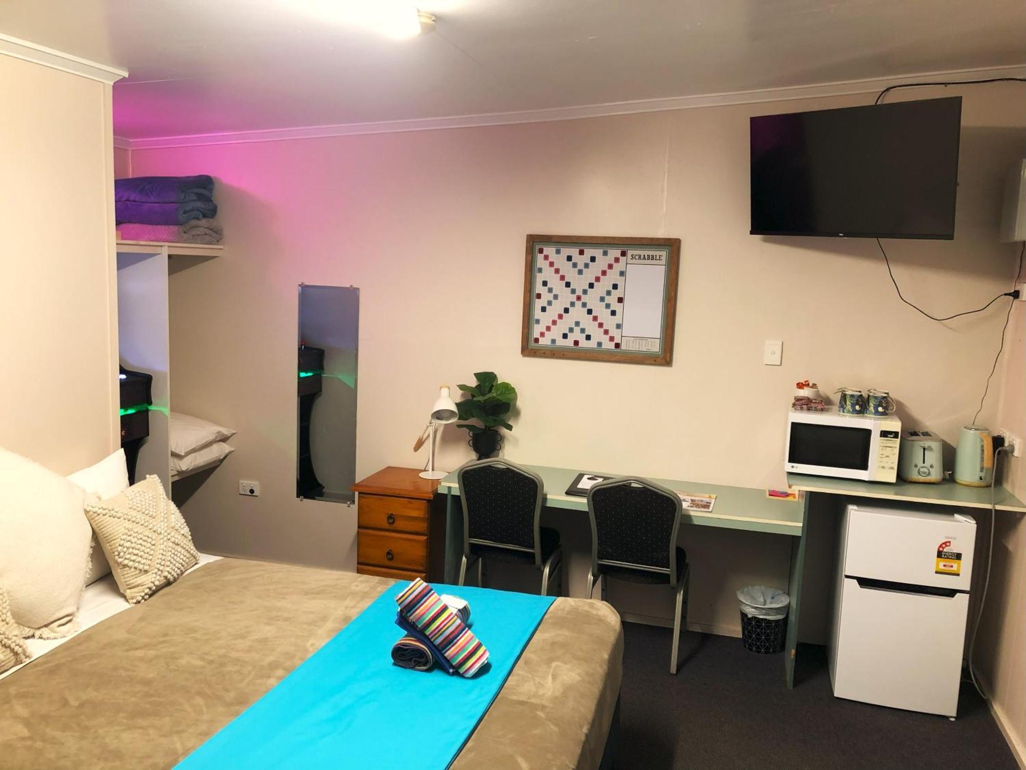 Acacia Motel Chinchilla Eksteriør billede